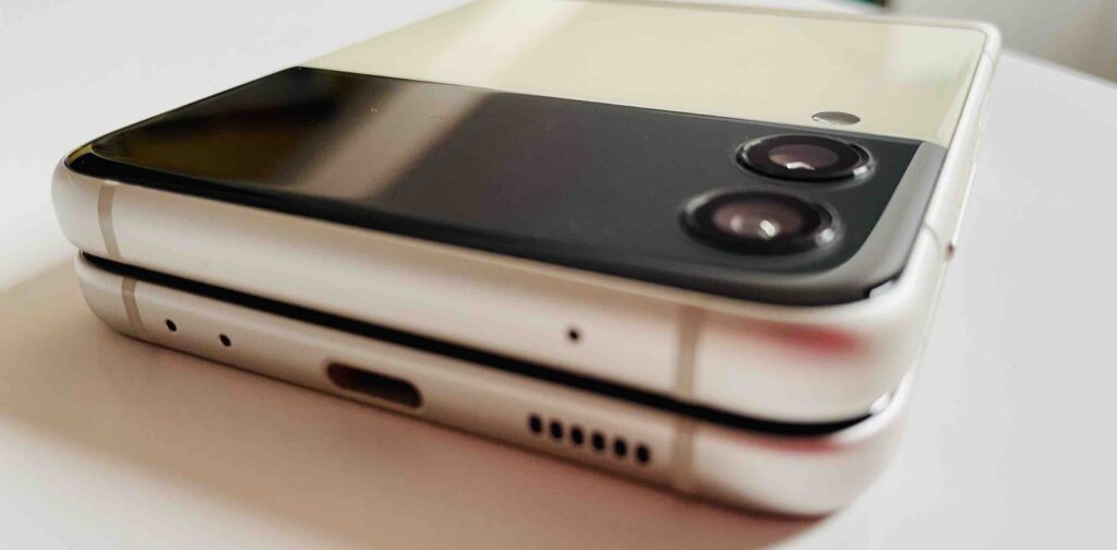 samsung flip