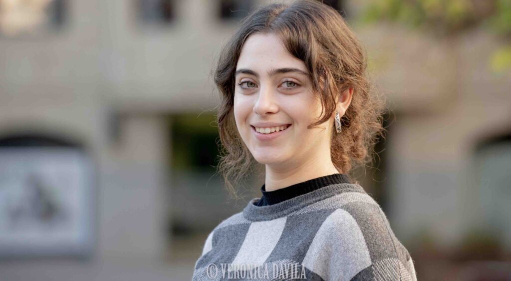 María Morera y Nicolle García 1